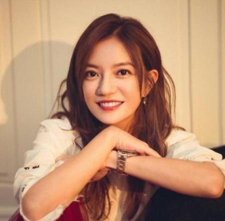 赵薇|42岁赵薇的亲哥哥曝光，难怪妹妹事业如此成功，网友：不得不服