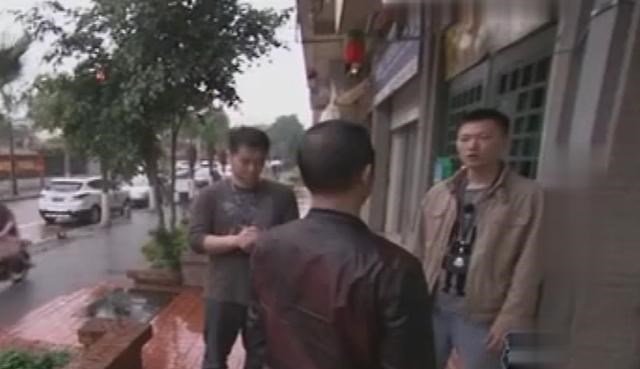 2011年厦门女孩命丧面包店,现场发现44码鞋印,却与疑犯身高不符