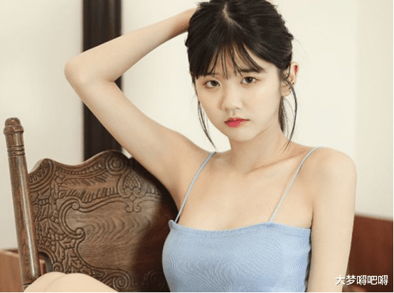  纯欲天花板井川里予变游戏女王，频繁与男主播连线，一周涨粉61万