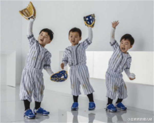 小豆爸爸的育儿经|宝爸：“我支持生三胎”，四位爸爸被骂上热搜，网友：纸上谈兵