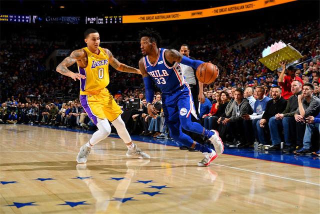 触电 西蒙斯经纪人里奇·保罗给莫雷继续施压，要求76人队尽快交易