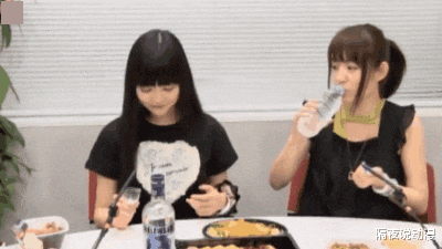 上坂堇|能让奥特曼粉丝“投敌”的上坂堇，在日本声优界是怎样的存在？