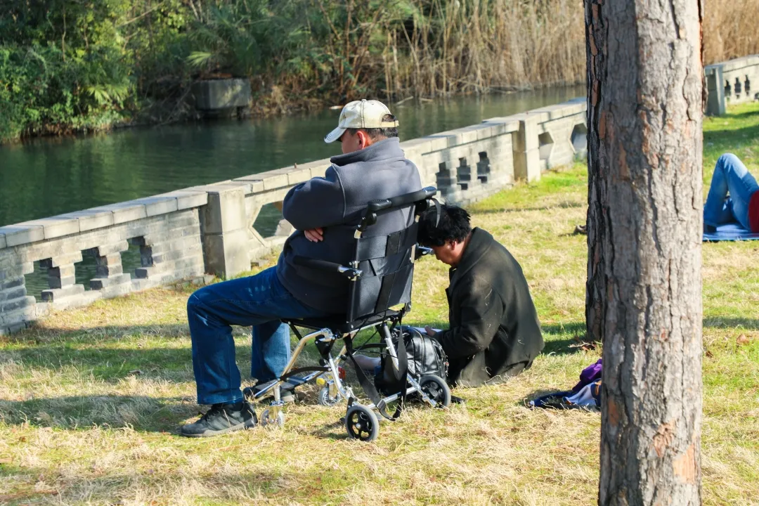 一马平天下 南京的大爷大妈，文武双全！