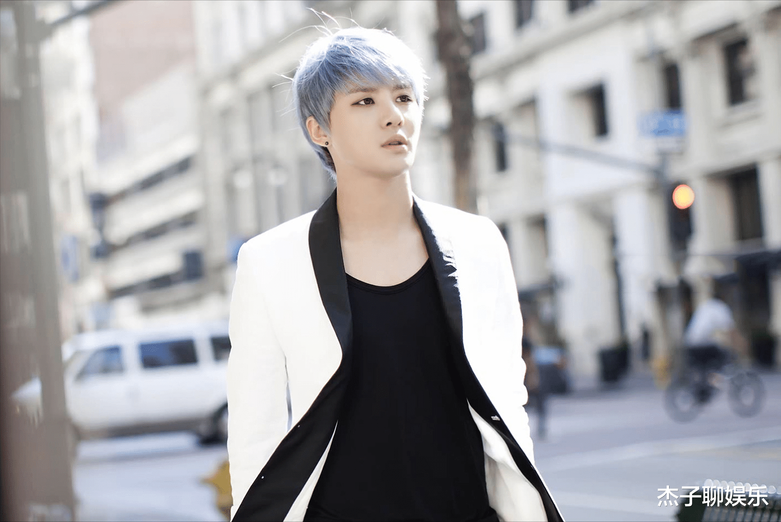 金俊秀|离开SM的他当真忘恩负义？金俊秀：退出东方神起后收入暴增百倍