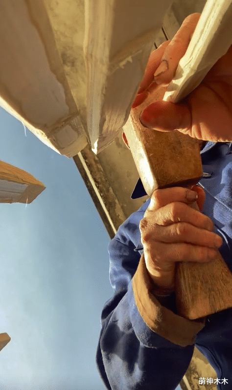 短视频|父爱如山！“小马云”爸爸靠编竹制品养家：不想别人说我消费儿子