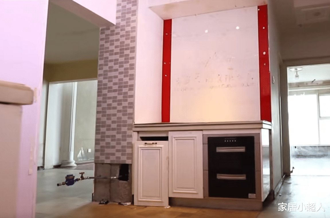 一套房竟有两个业主，毫不相干的两个男女，意外拥有一个“家”