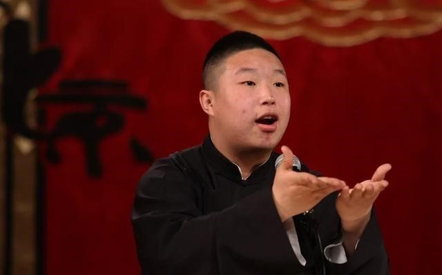 德云社|有种“翻车”叫冲老婆颜值生孩子，德云社烧饼晒娃后，网友乐了