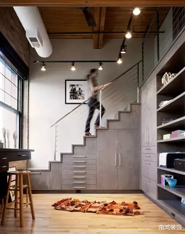 |买不上复式别墅，就不能研究“楼梯”了吗？ 那就安排！