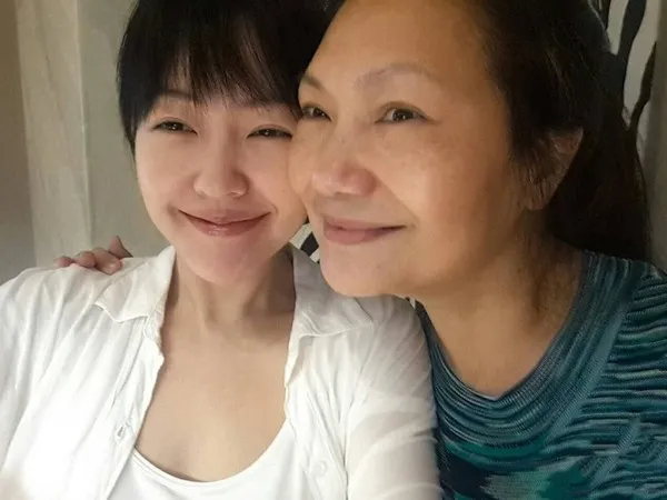 小S|45岁大S单方面官宣“离婚”，网友喊话小S：学学你姐吧！