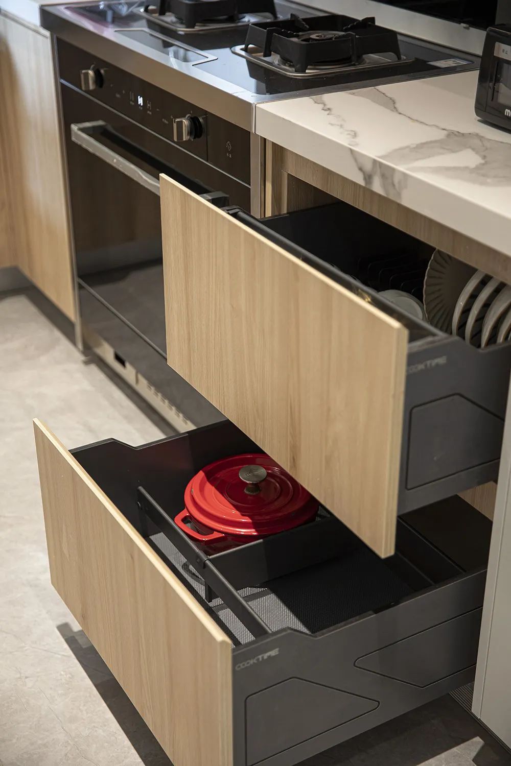 榻榻米|不放过任何1m2，53m2改造后变大2倍，收纳+极简全占了