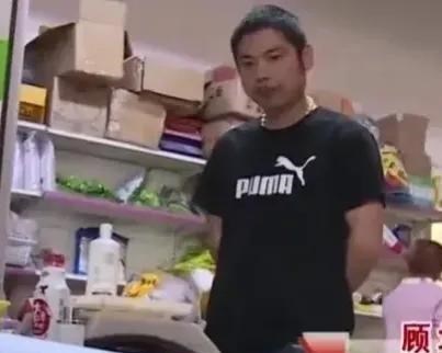 31岁女子,结婚7年,却跟丈夫分居5年,被母亲发现与别的男子同居