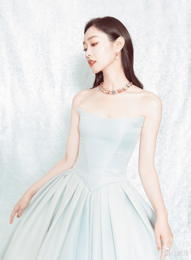 王一博|情敌见面分外眼红？王一博宋轶《洛阳》亲密戏曝光，同行表情瞩目