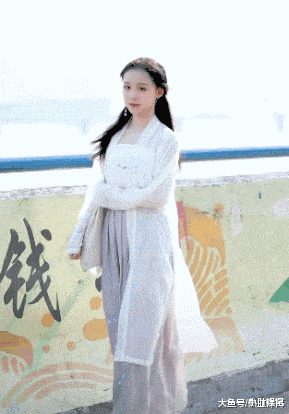 小叶娱记 “医生说消肿才给拔，半夜起来我就给拔了”评论区炸锅了！