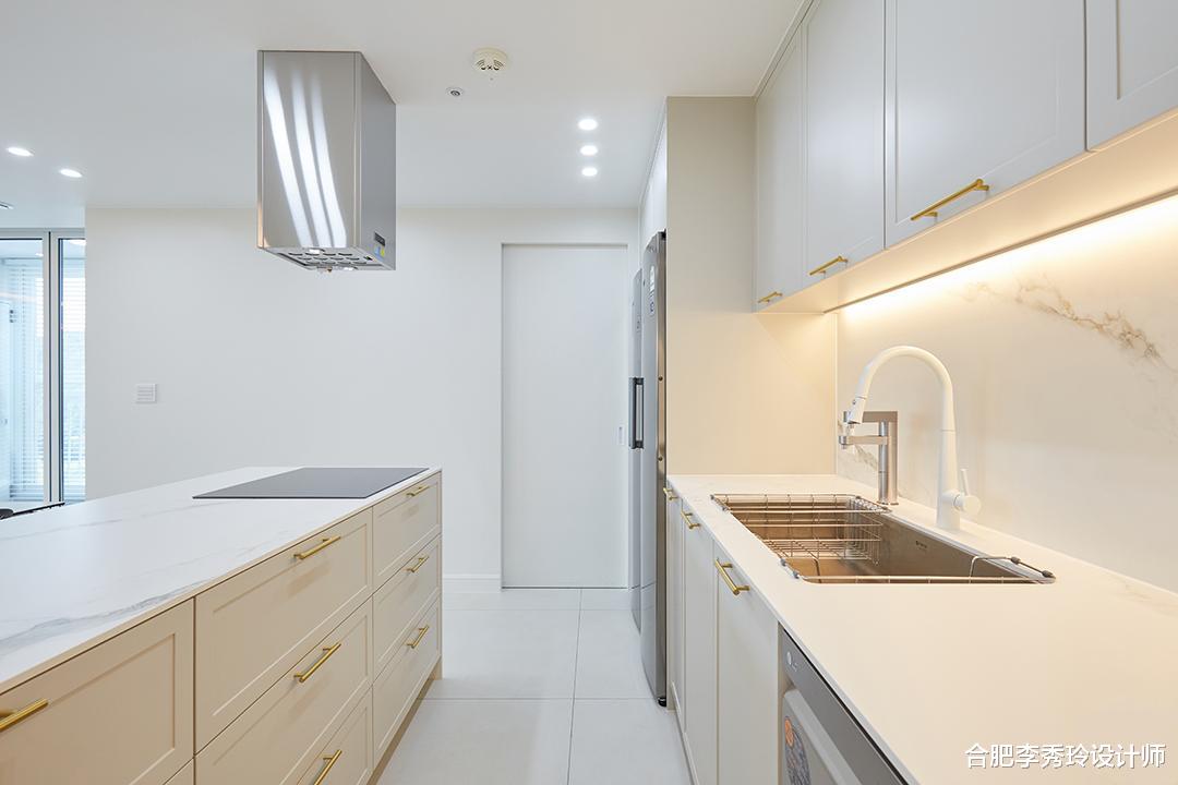 180㎡少买软装，看起来“家徒四壁”的韩式装修，实际上明亮不俗