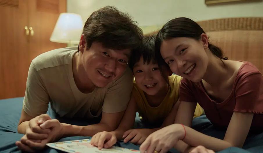 误杀2|误杀2:强势来袭,肖央再次把悬疑玩到极致,讽刺现实,入坑不亏