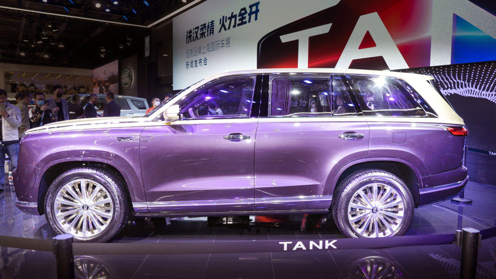 SUV|又来搅局，霸气程度不输揽胜，国产硬汉配3.0T+9AT，还看啥库里南