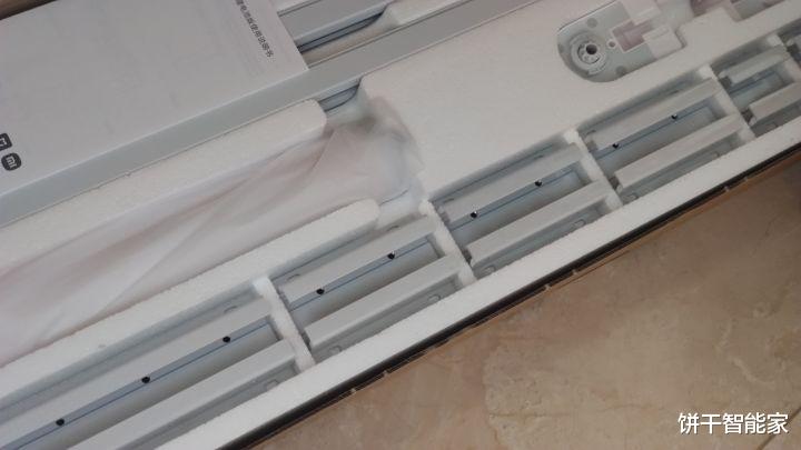 无线自由，锂电池版米家窗帘电机，为你遮风蔽日