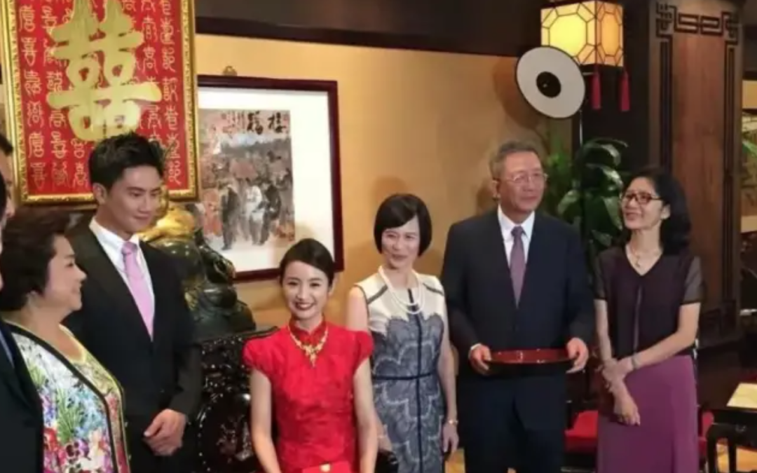 张鹤伦|恭喜林依晨，踏入了人生新的阶段，有了新的身份