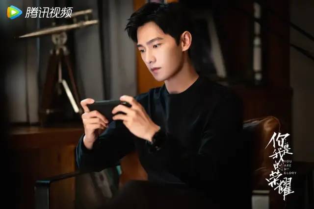 杨洋|娱乐圈油腻的顶流，又爆红了