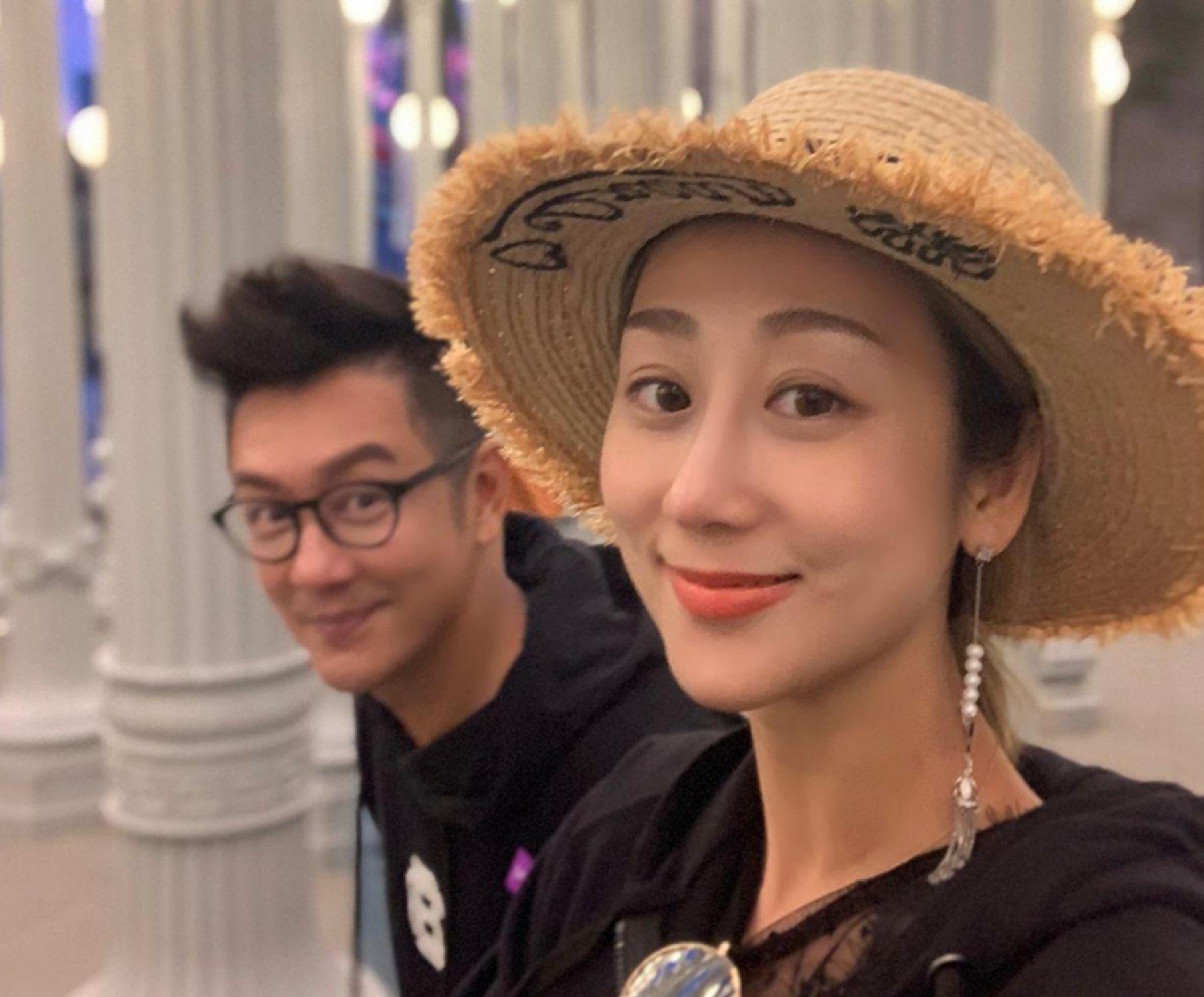 蒋丽莎|她剖腹产五年连生四胎，却从不坐月子，如今比大16岁老公显老