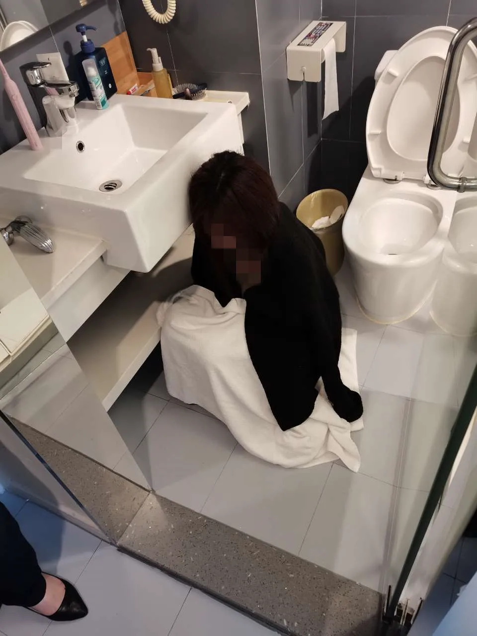 温州身边事 温州女孩被渣男抛弃,身心崩溃