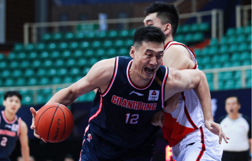 杜鋒|廣東宏遠沖冠陣容基本確定！蘇偉低迷遭棄用，杜鋒重啟兩硬漢