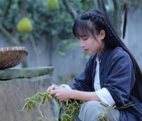 李子柒|李子柒再翻车？生活照被公开，网友直言：差距太大仙气全无？