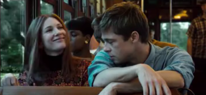 残留旳花香 《本杰明巴顿奇事》:婴儿是一张老人脸,被父亲抛弃后,越长越年轻