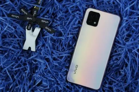 5G|vivo Y52s评测：千元机也有5G和高刷屏