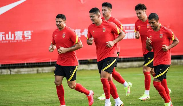 一个人的夜晚|0比1！越南12强赛不敌澳大利亚，国足打越南真要注意了！