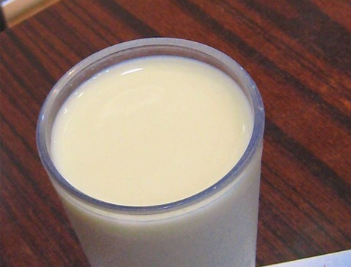 蜂蜜|女人45岁之后,这5种食物,或是“催老剂”,提醒:尽量少吃