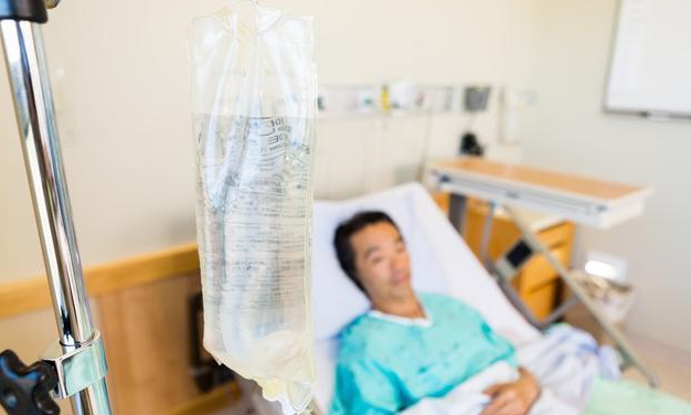 医线天|35岁男子无烟酒史，查出肝癌，妻子痛哭，医生：只因2件事做太多