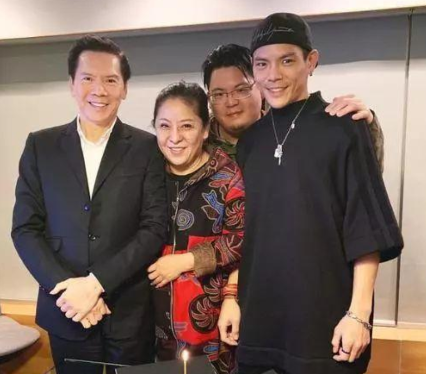 李双江|81岁李双江隐瞒52年的大儿子曝光，原来这么优秀，难怪不公开