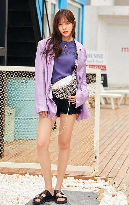 银行|甜酷女孩宋妍霏,穿衣不要太时髦,不愧是“行走的种草机”