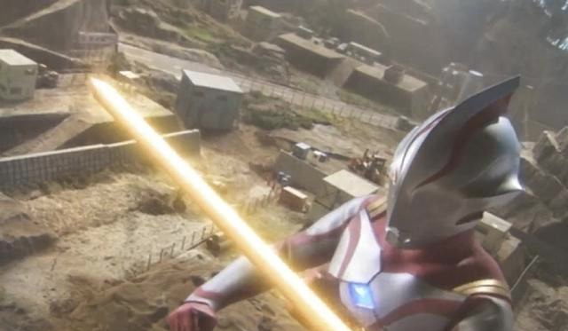 acgn漫评|当奥特曼眼睛P掉会怎么样呢？太不正经了，没有眼睛是没有灵魂的