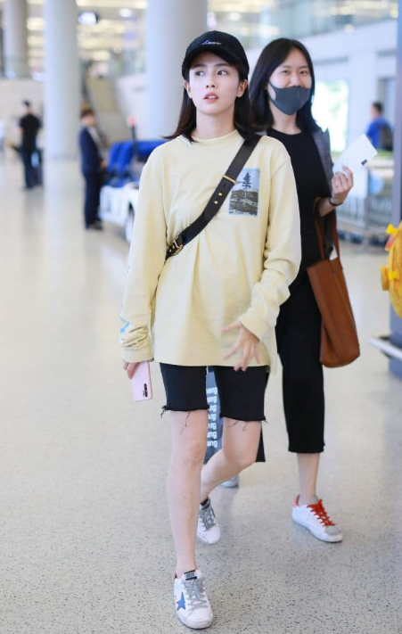 穿衣搭配|“灵动少女”白鹿，衣品是真的好，走在人群中回头率满满