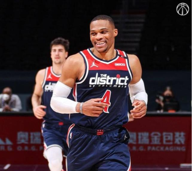 威斯布魯克|威少：感謝勒維爾贊譽(yù)，附加賽不會(huì)手下留情，與76人對(duì)決是最好選擇！