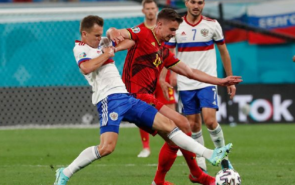 比利时队|开门红!比利时队3-0完胜俄罗斯,卢卡库梅开二度,穆尼耶传射