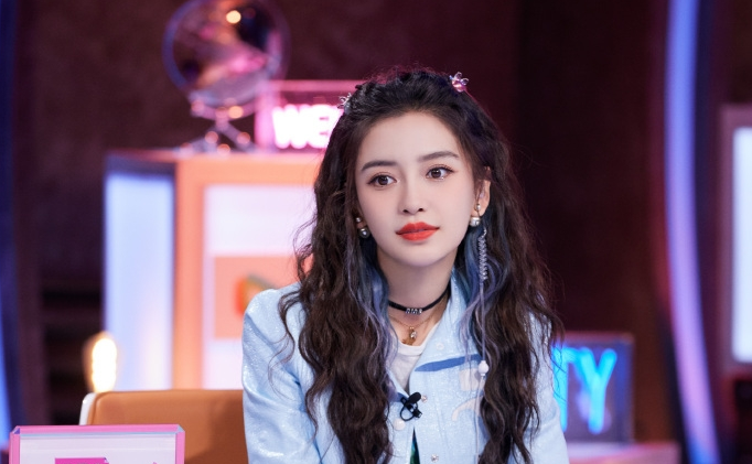Angelababy|吴亦凡4次撩17岁女星视频被翻出！baby多次解围坏他「好事」被称赞：吴顶流恨得咬牙切齿！