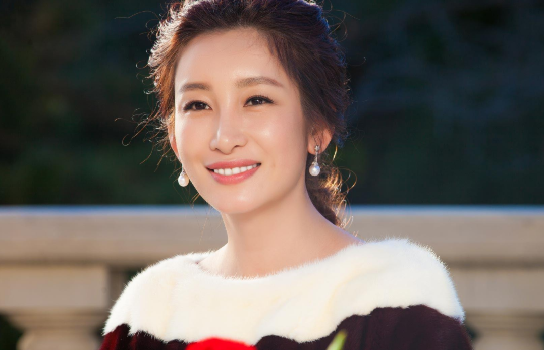 杜淳|5年前，36岁秦海璐冒险生下一个“巨婴”，孩子如今成了这样