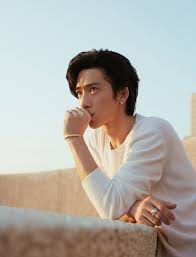 井柏然|井柏然时隔多年再次拍摄电视剧，他一个小小的举动获得了网友的好感和支持！