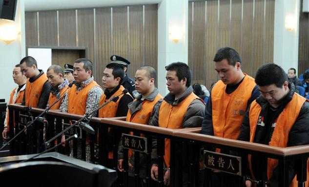 王刚|还记得8年前“卖肾买苹果”的男孩吗？家人索赔227万，真的胜利了