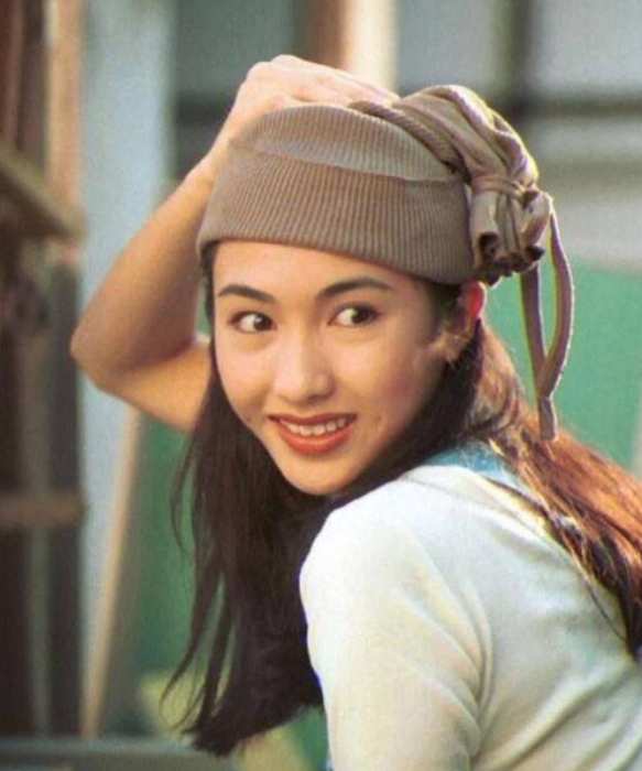 黎姿|2008年，黎姿为救弟弟嫁“跛豪”，如今49岁却因生不出儿子被嫌弃