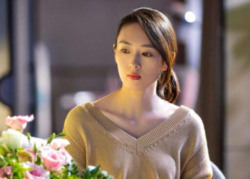 张国立|曾被张国立儿子当朋友面殴打，演艺情感双坎坷，如今嫁富商活成最美女人