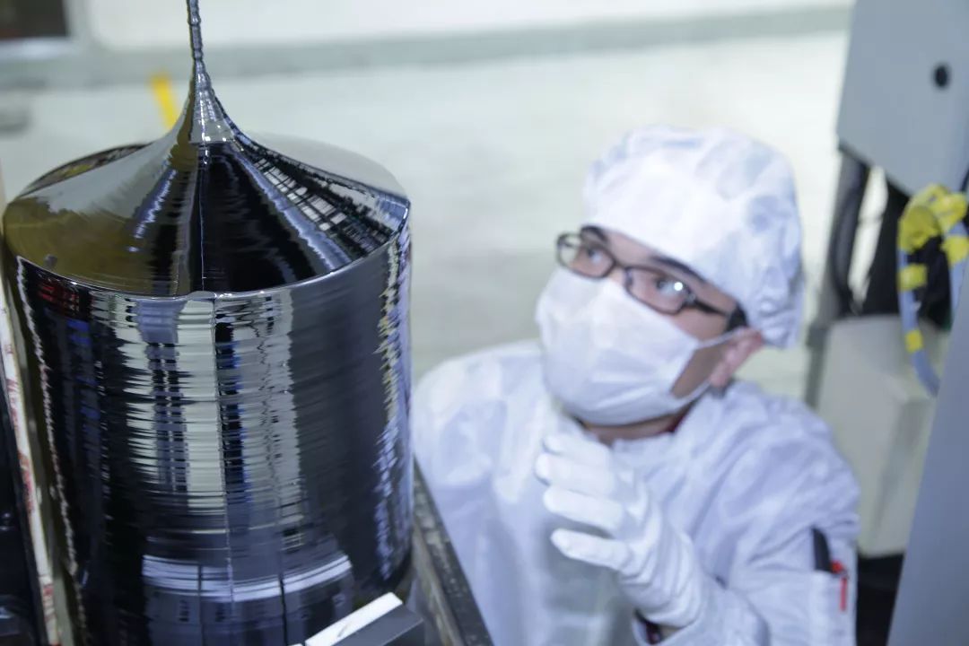 小小芯片,上千万个晶体管是怎么装上去怎么工作的?人类真牛啊