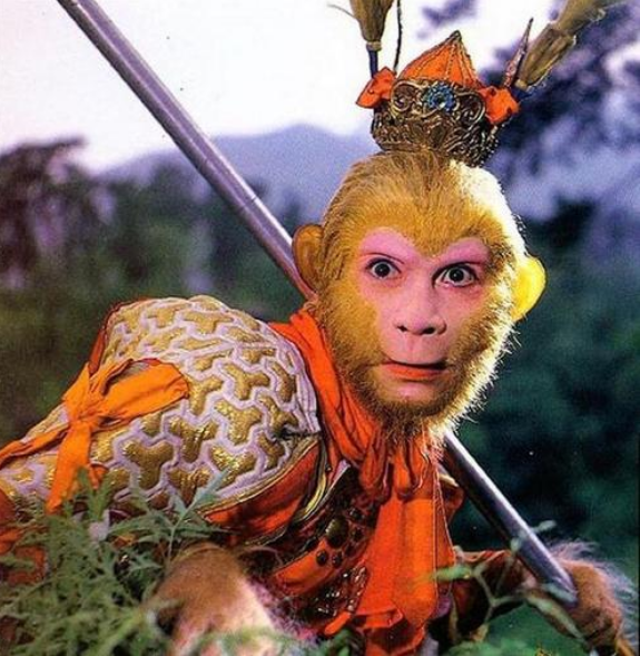 西游记|他是《西游记》如来的扮演者,去泰国买佛像,却发现上面画的都是自己