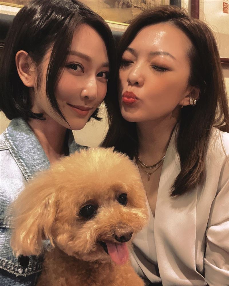 曾莞婷|曾莞婷俏丽??短发迎接39岁，同框《角头》兄弟，要与众不同