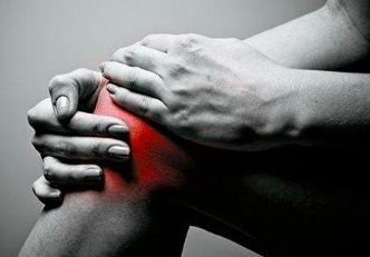 痛风|96年的郭麒麟，因痛风坐轮椅，医生叹息：3类食物再喜欢，也要忌口