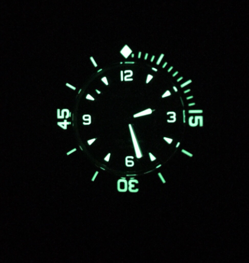 时尚星腕|劳力士水鬼和宝珀五十噚的终极对决,到底谁才是潜水表之王?