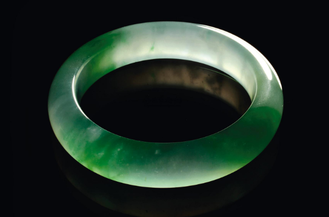 翡翠|翡翠饰品的头货一定值钱吗？不一定，这也要分它们的品质好坏